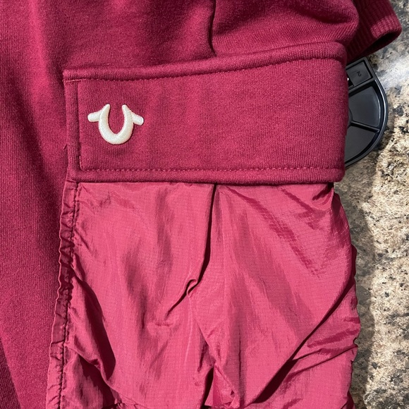 Maroon True Religion tracksuit (size medium men’s) - Picture 5 of 7